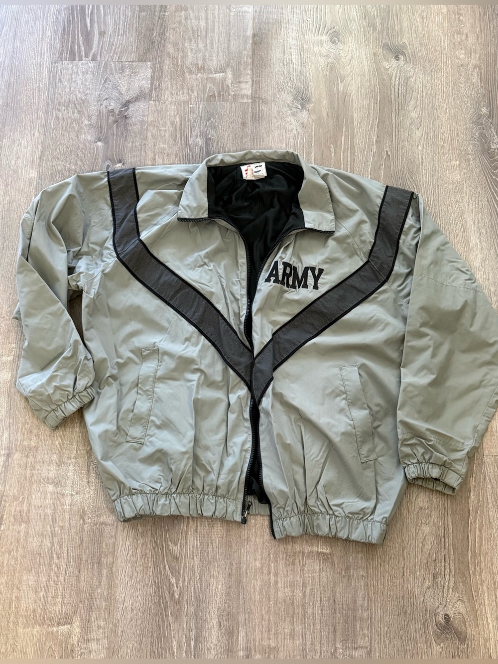 Vintage  US ARMY PT  physical fitness jacket